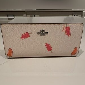New coach wallet (no tags) popcicle print